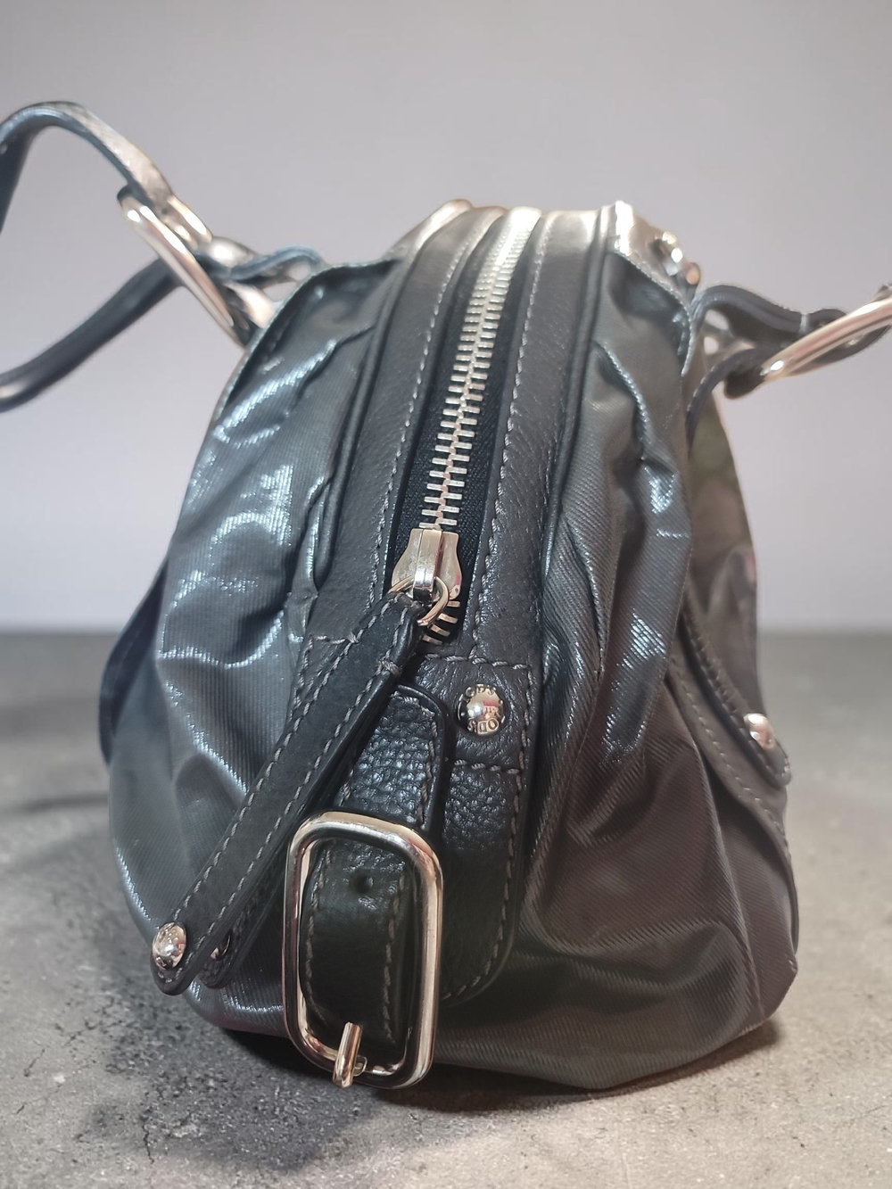 Tod's G-Line High Gloss CC Handbag Shoulder Bag In EUC Authentic - Picture 7 of 16